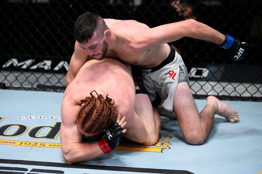 Bill Algeo gains first UFC victory with a strong performance over Spike Carlyle