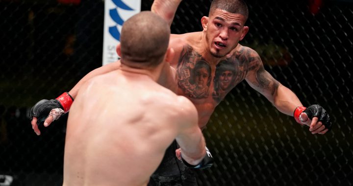 Anthony Pettis wins unanimous decision over Alex Morono at UFC Vegas 17