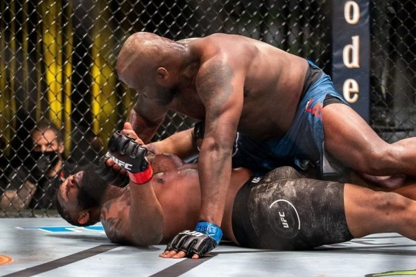 Derrick Lewis starches Curtis Blaydes with a comeback KO