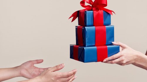 The Best Gifts To Surprise Your Sibling