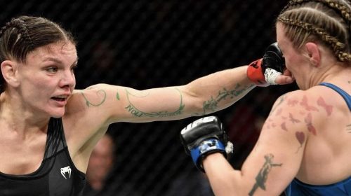 Lauren Murphy edges Joanne Calderwood in back and forth brawl