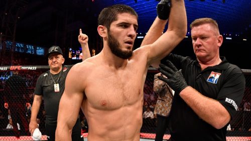 Islam Makhachev dominates and submits Thiago Moises at UFC on ESPN 26