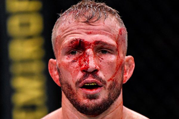 TJ Dillashaw returns to edge Cory Sandhagen in 5-round war