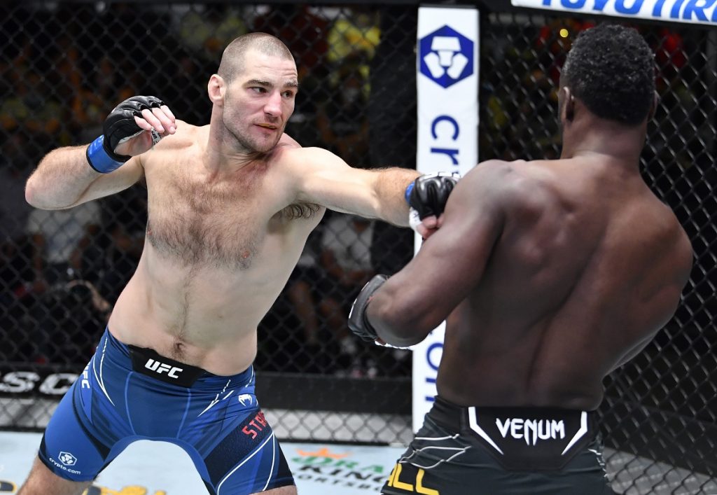 Sean Strickland dominates Uriah Hall in 5 round shutout