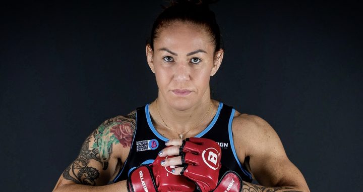 Cris Cyborg KO's Sinead Kavanagh, makes third defense of title at Bellator 271