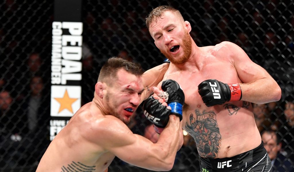 Gaethje takes down Chandler on scorecards in epic battle at UFC 268