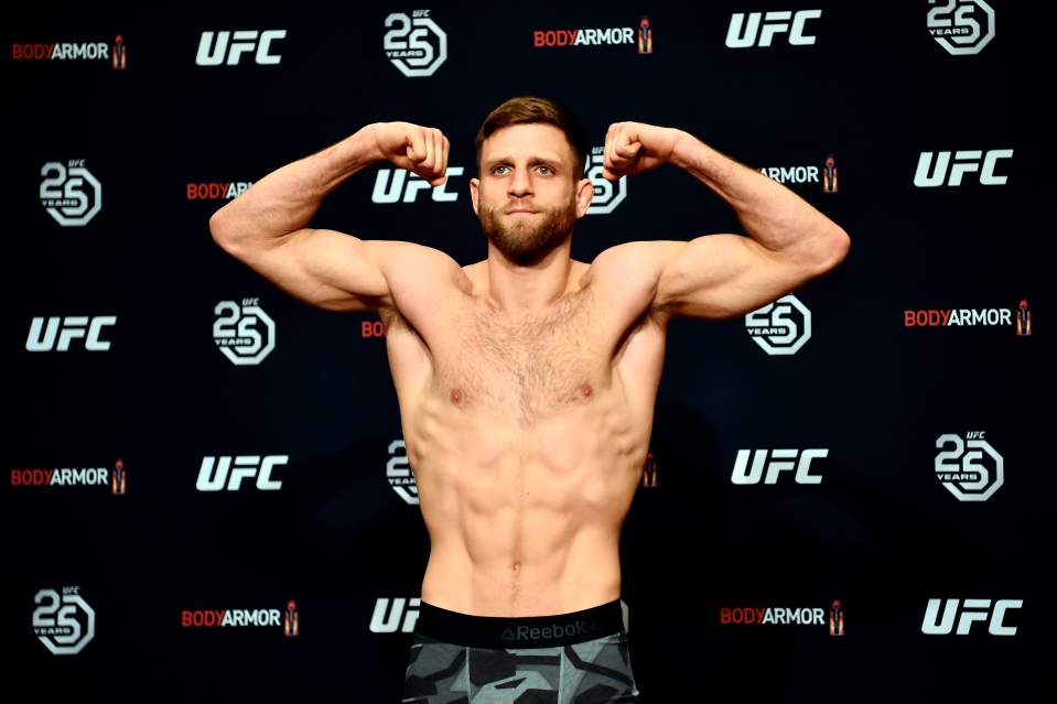 UFC Vegas 46, Calvin Kattar