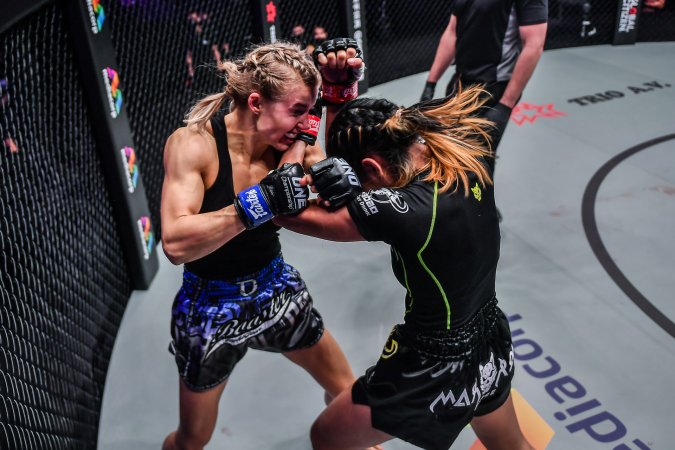 Vandaryeva-Supergirl controversy, one championship