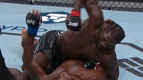 Jared Cannonier brutally stops Derek Brunson at UFC 271