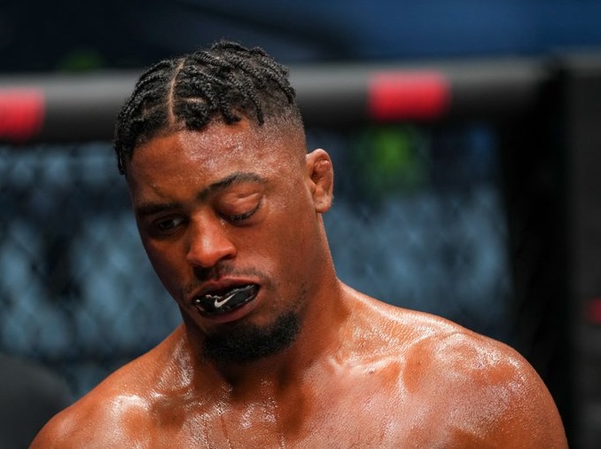 Gruesome eye injury stops PFL Challenger Series bout - MyMMANews Gruesome eye injury stops PFL Challenger Series bout