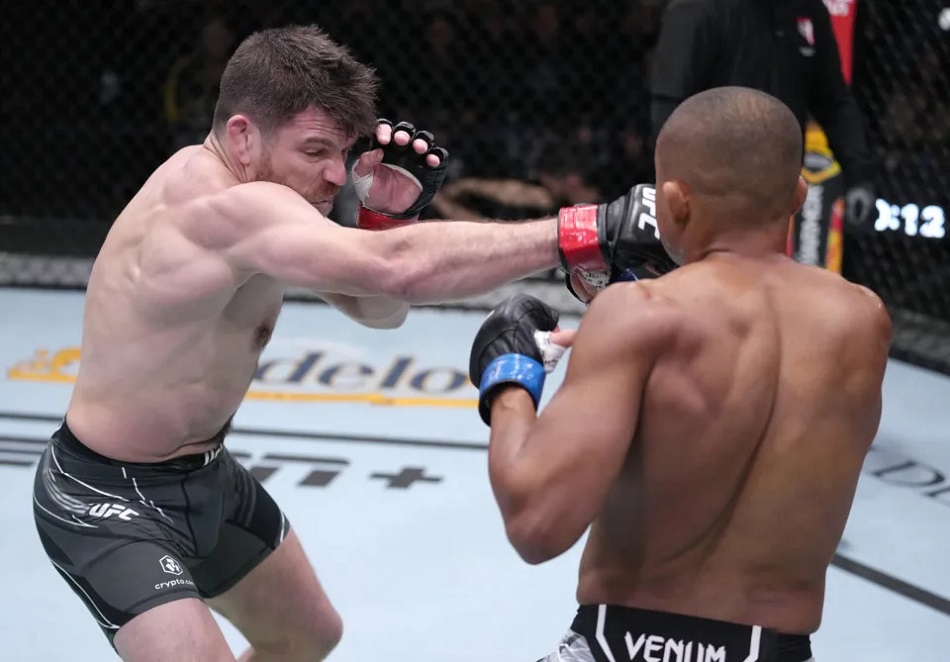 Jim Miller, 'Ironman' Jim Miller gets his 34th victory with vicious right hook TKO at UFC Fight Night: Walker vs Hill