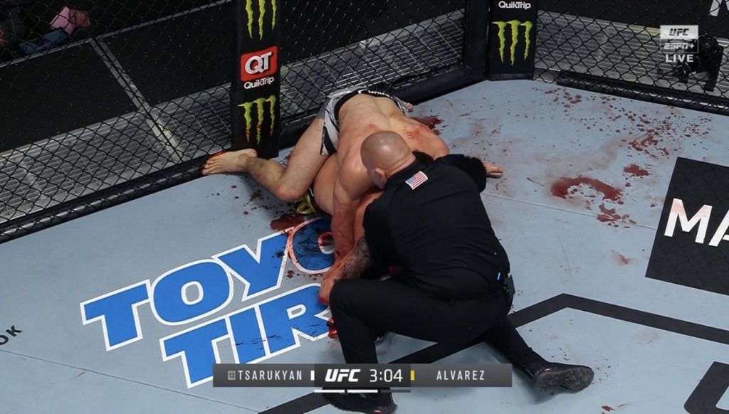 Arman Tsarukyan dominates Joel Alvarez in UFC Vegas 49 bloodbath