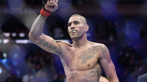 Alex Pereira showcases beautiful striking, defeats Bruno Silva at UFC Vegas 50