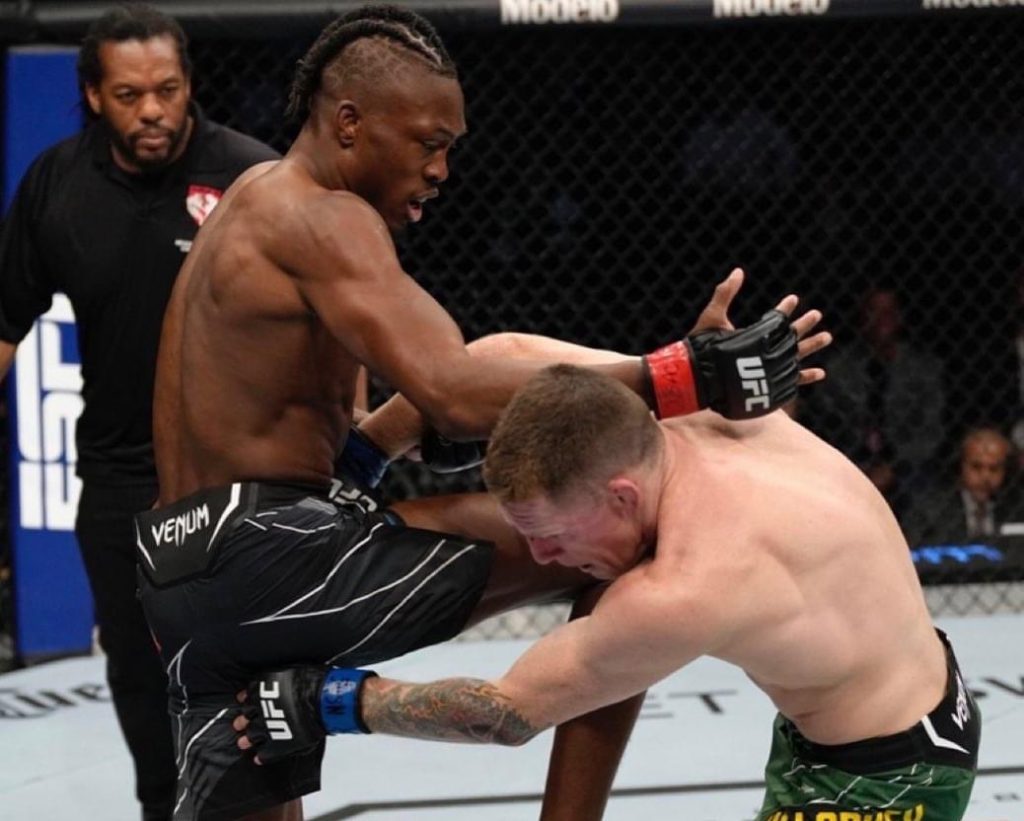 Jalin Turner stops Jamie Mullarkey in back-and-forth war at UFC 272