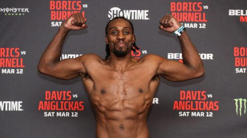 Phil Davis Dominates Julius Anglickas to UD victory