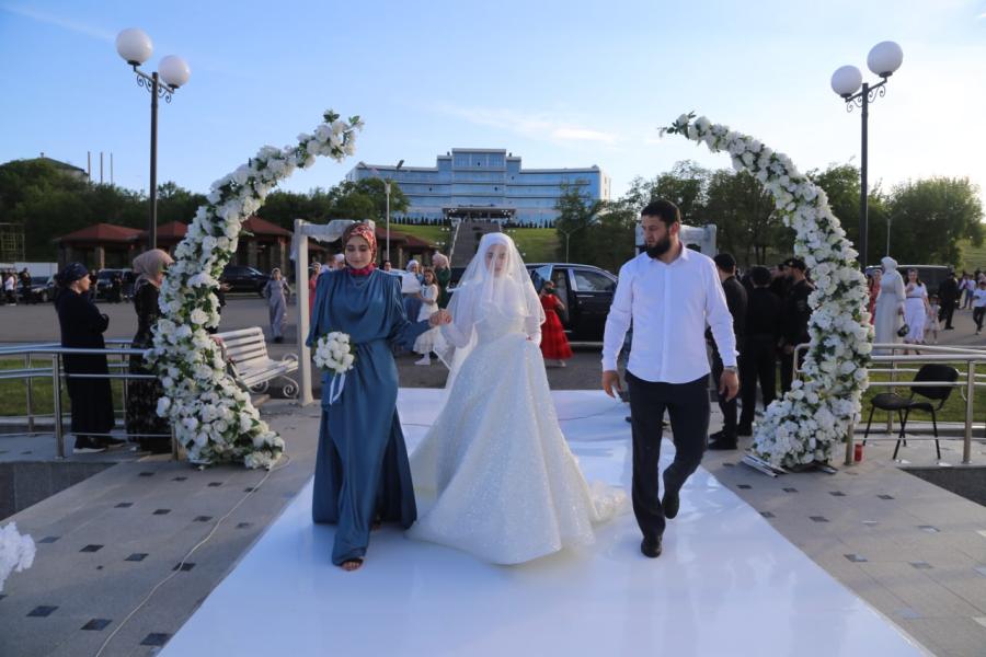 Khamzat Chimaev gets married in Chechnya