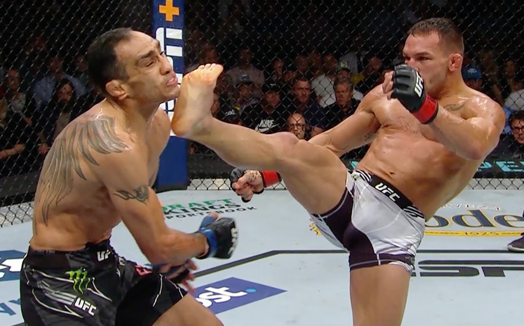Michael Chandler batters Tony Ferguson with a front kick knockout for