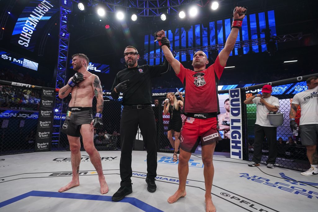 Jeremy Stephens defeats Myles Price via split decision at PFL 4