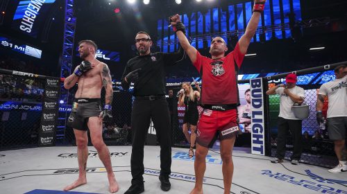 Jeremy Stephens defeats Myles Price via split decision at PFL 4