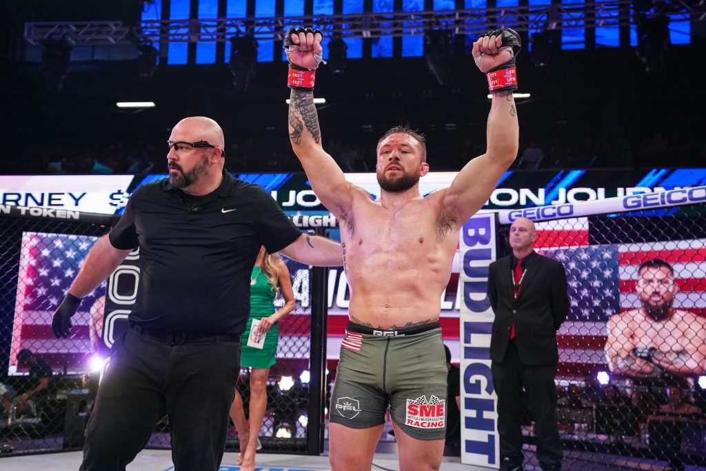 Lance Palmer snaps losing skid with win over Sheymon Moraes at PFL 5