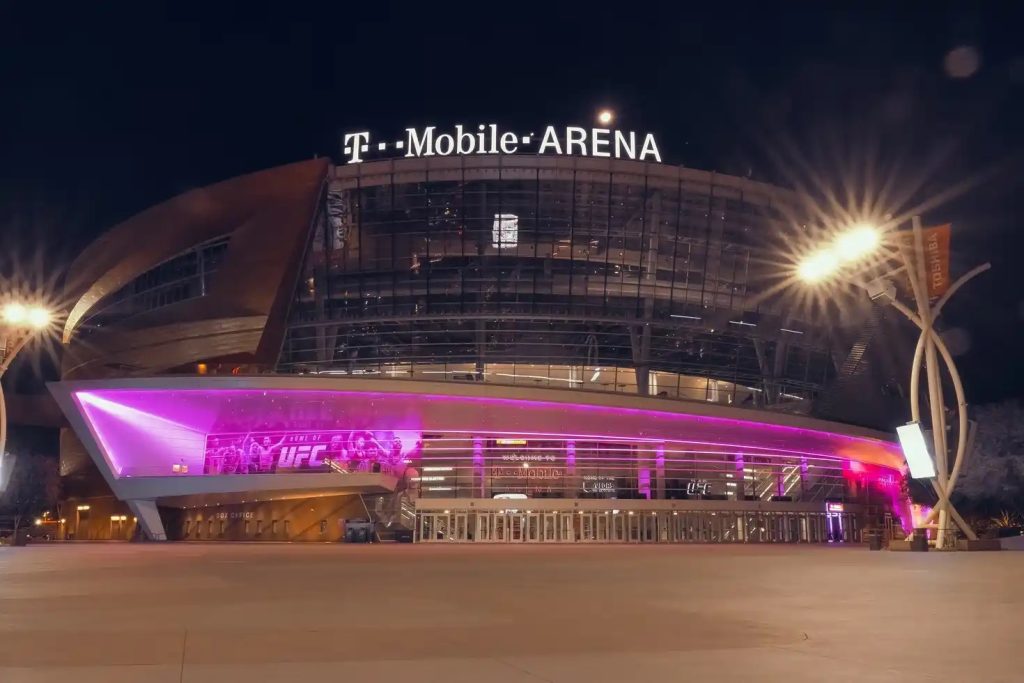 kamaru, t-mobile arena