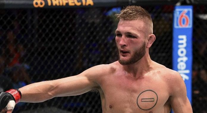 Jonathan Pearce stops a fading Makwan Amirkhani at UFC London