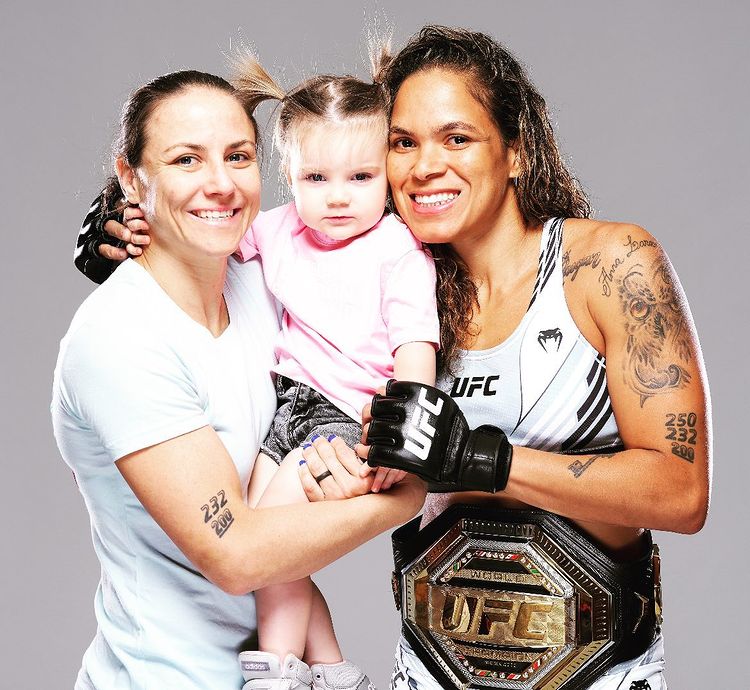 Nina Nunes defeats Cynthia Calvillo, retires from MMA to focus on motherhood and coaching