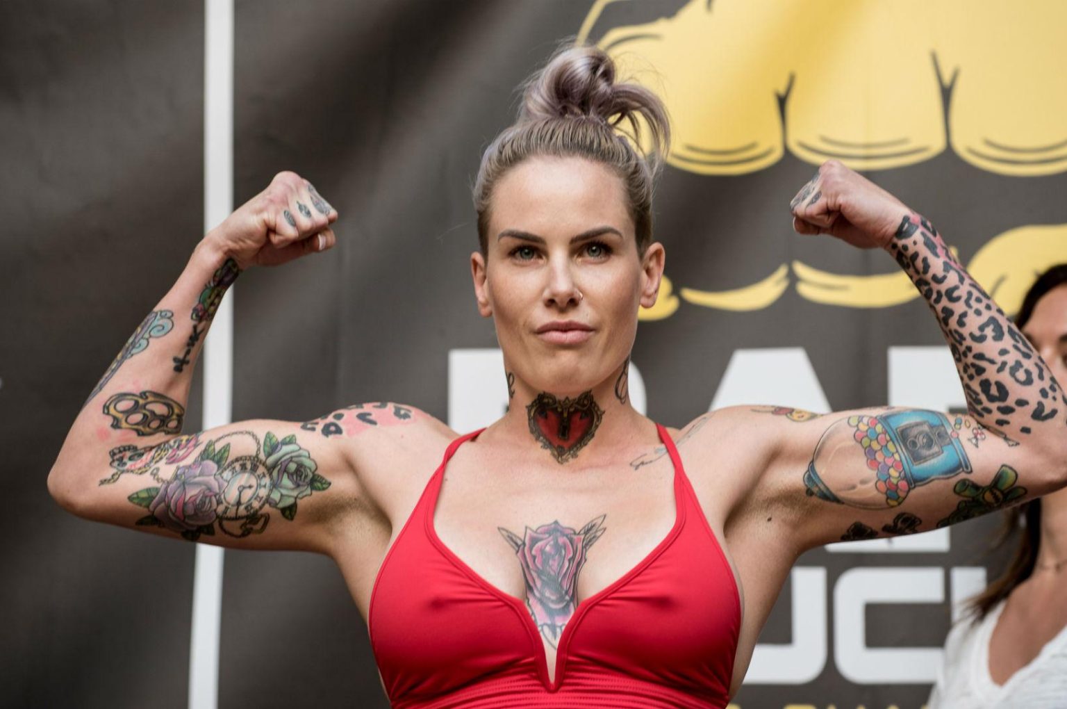 Bec Rawlings-Rodriguez to make pro boxing debut on December 3