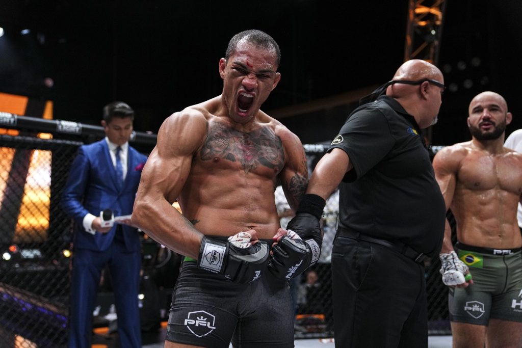 Sheymon Moraes evens the score, rallies to stop Marlon Moraes late in rematch at PFL 10