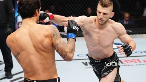 Dan Hooker TKO's Claudio Puelles, gets back to his winning ways at UFC 281