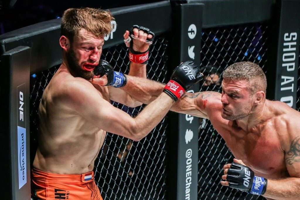 Anatoly Malykhin Shocks Reinier de Ridder with Stunning TKO Finish to Capture ONE Light Heavyweight World Title