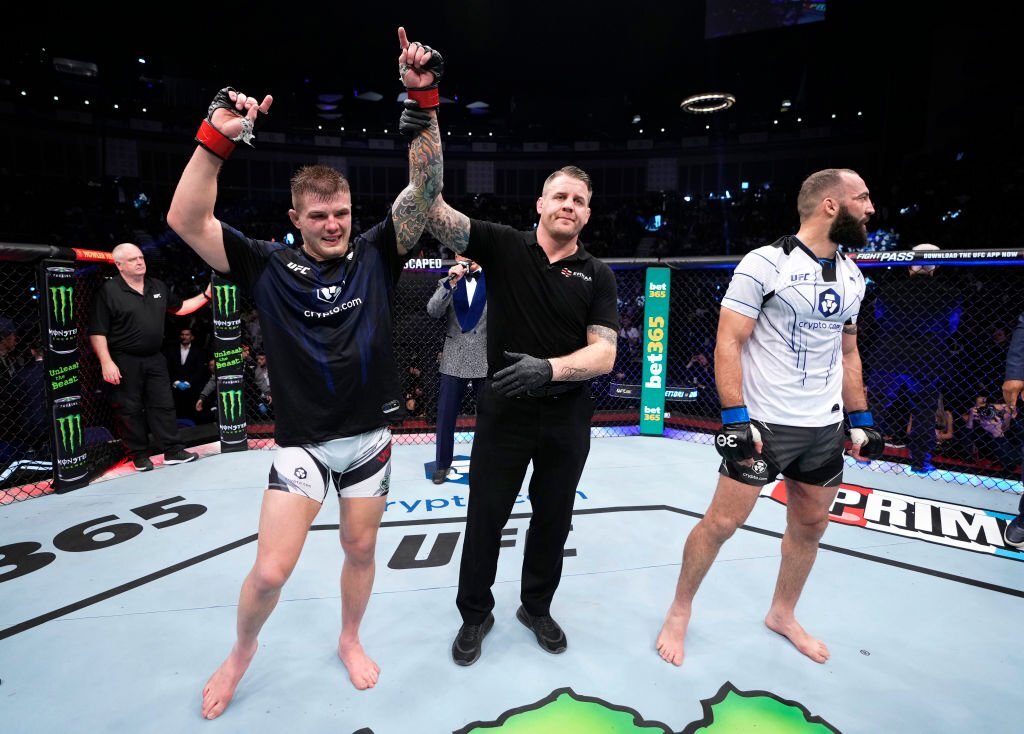 Marvin Vettori gets back on the winning track with win over Roman Dolidze at UFC 286