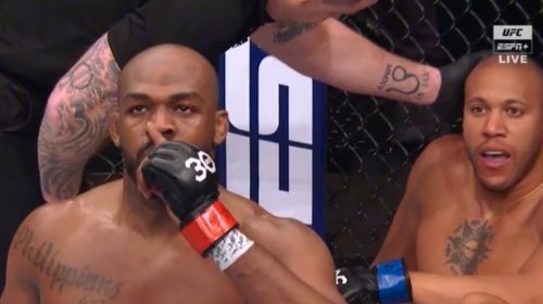 Jon Jones stops Ciryl Gane in two minutes, claims heavyweight championship at UFC 285