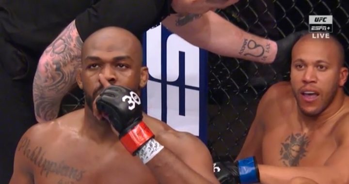 Jon Jones stops Ciryl Gane in two minutes, claims heavyweight championship at UFC 285