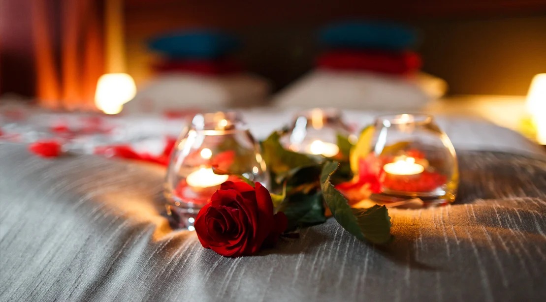 Romantic Ideas To Impress Your Partner - Vimarsana News