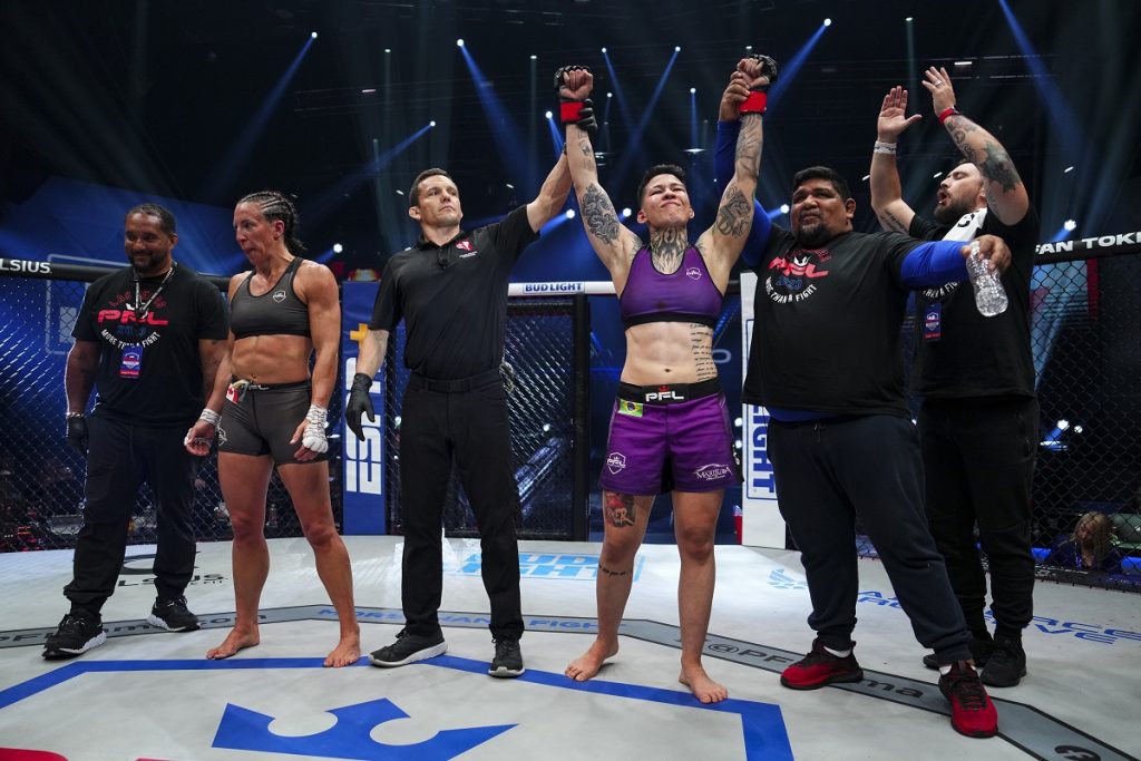 PFL 2 Results - Larissa Pacheco grinds out win over Julia Budd