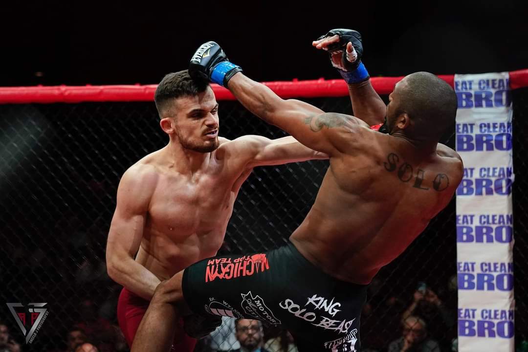 Armando Gjetja, Sebastian Ruiz win titles, Mark Grey shines – Ring of Combat 80 recap - Vimarsana News