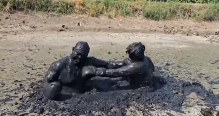 mud boxing