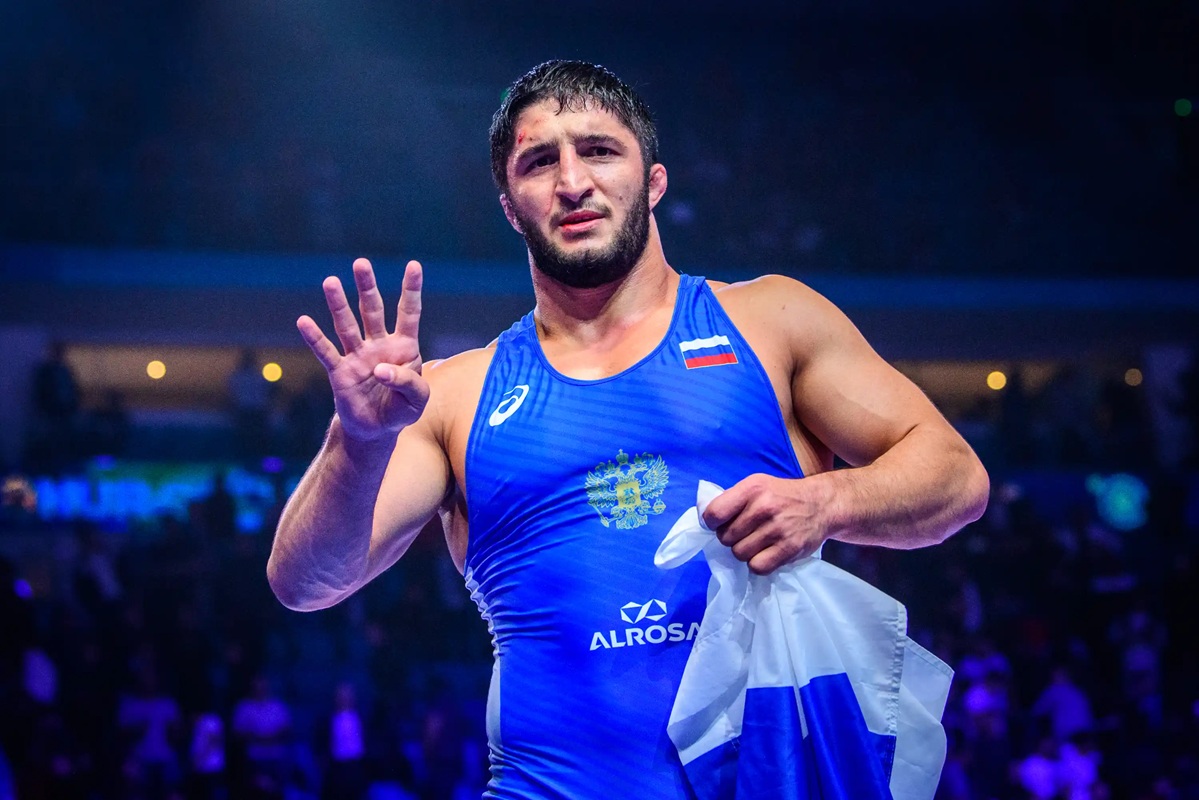 Abdulrashid Sadulaev, Two-Time Olympic Champion Wrestler, Signs Exclusively with RAF