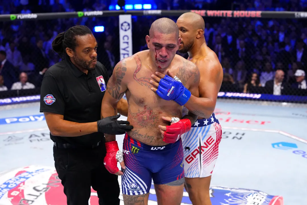 Alex Pereira, Herb Dean
